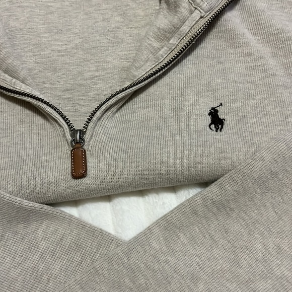 Polo by Ralph Lauren Sweater. 💕 - Picture 7 of 7